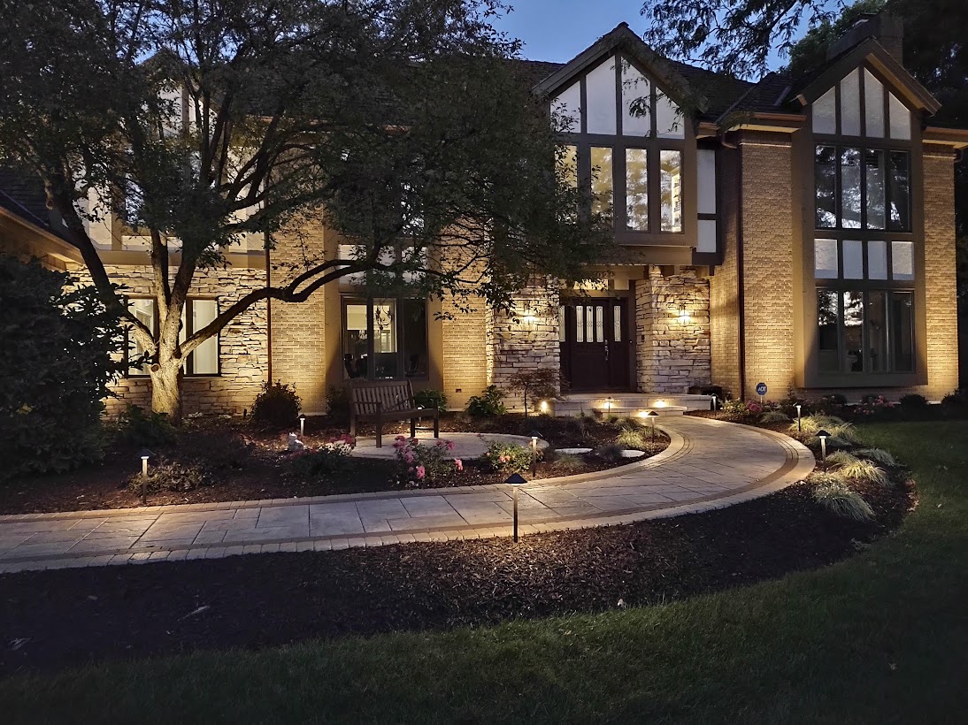 Paver Walkway Landscape Lighting